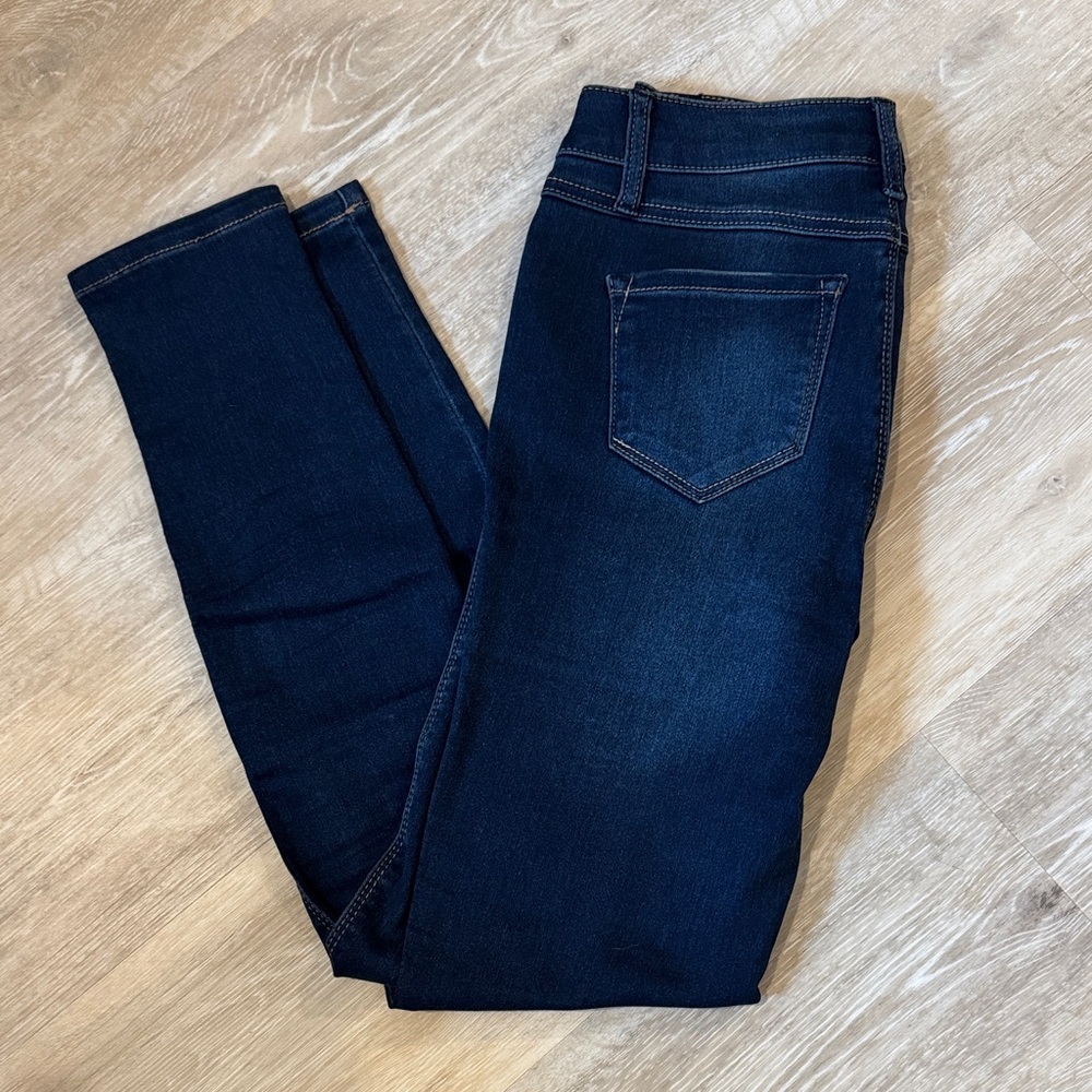 1822 Denim Butter High Rise Jeggings in Raquel , Size 26/2